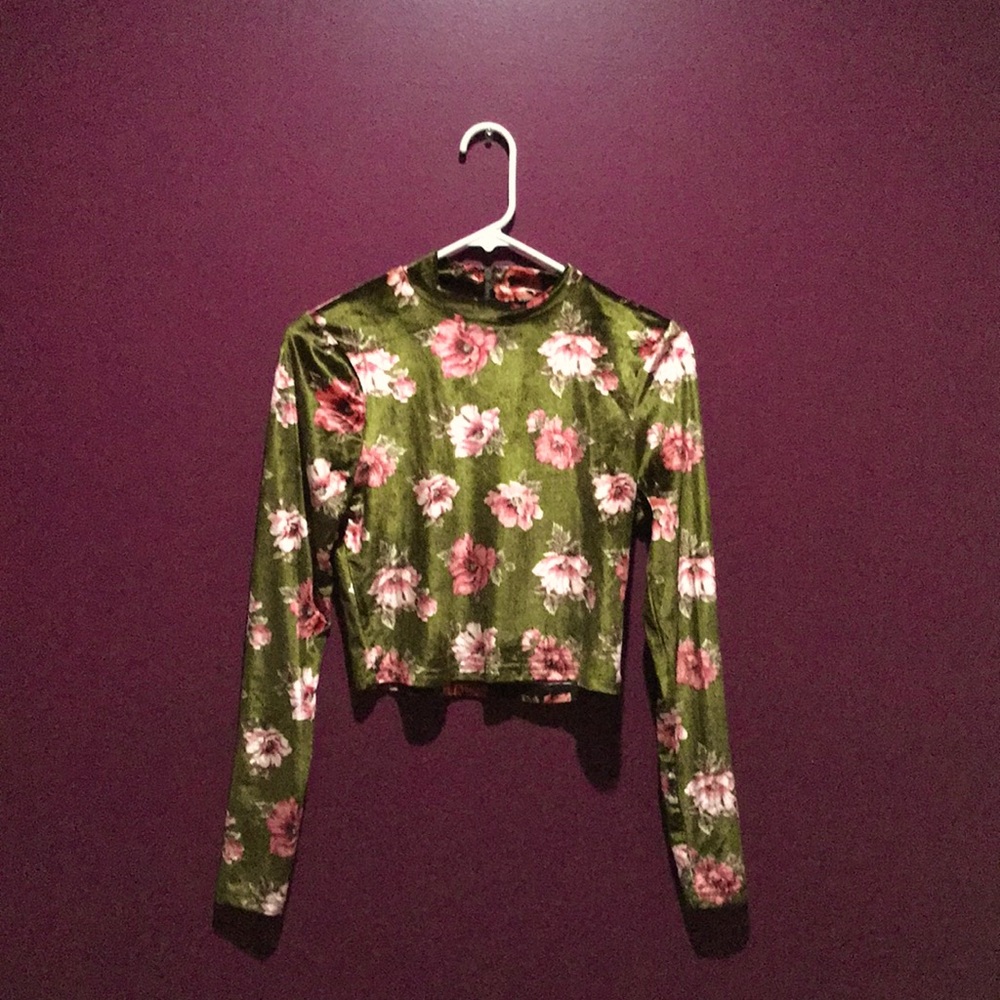 Forever 21 Long Sleeves Crop Top